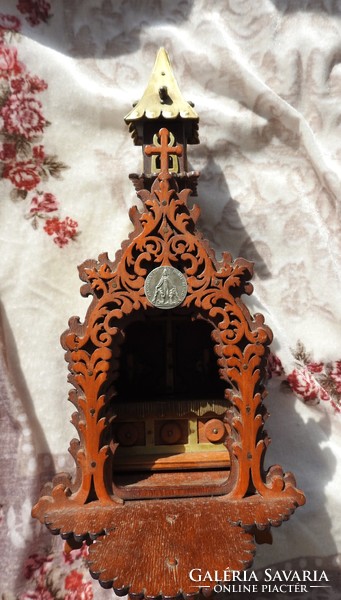 Wall-mounted Art Nouveau wooden church model with altar, copper elements and silver medal