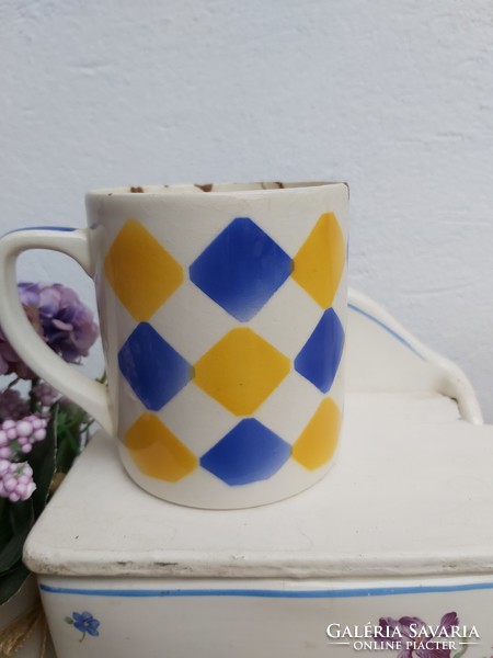 Granite checkered mug with nostalgia, village decoration collectible piece