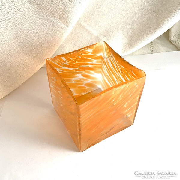70-es évekből származó retro üvegművész készítette kocka váza asztalközép dísztál