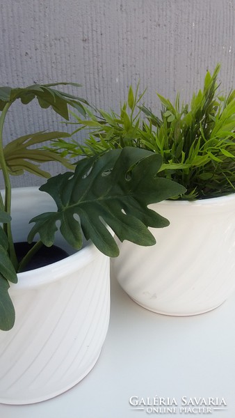White ceramic pot, very nice, 7 pcs