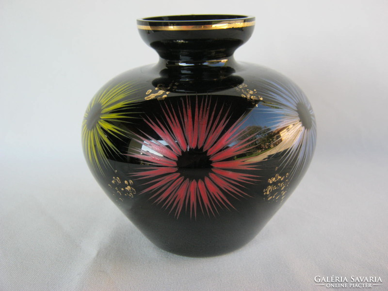 Retro ... fekete üveg váza színes mintával