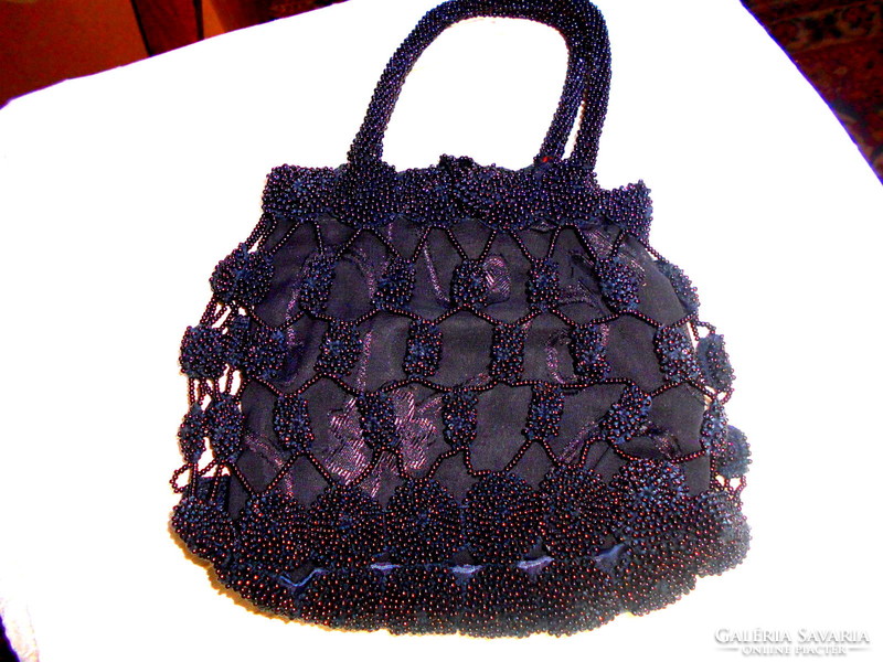 Theater bag, black pearl-beaded craft piece