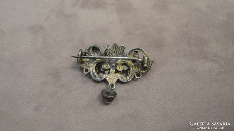 Antique fire-gilded brooch