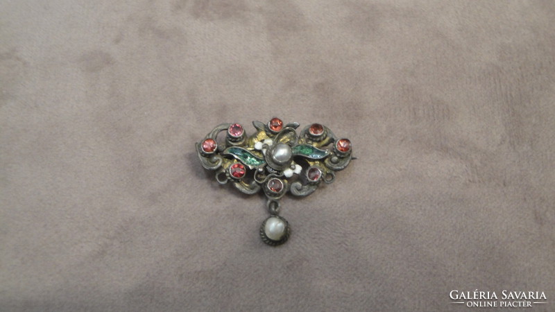 Antique fire-gilded brooch