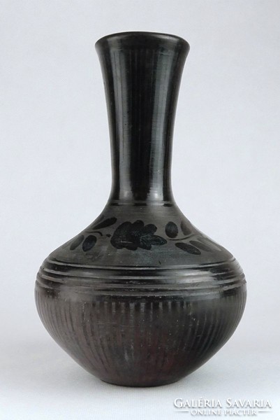 1G455 flower pattern potter istván nádudvari black ceramic vase 20 cm