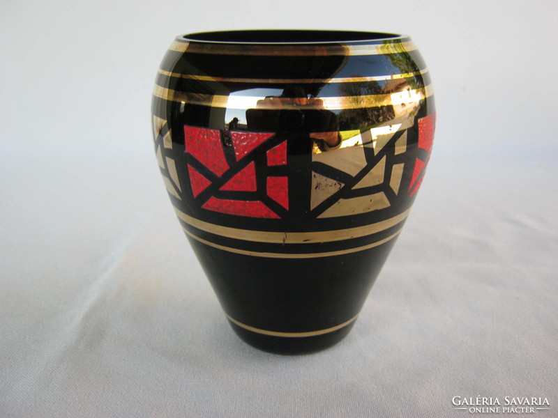 Retro ... Black glass vase