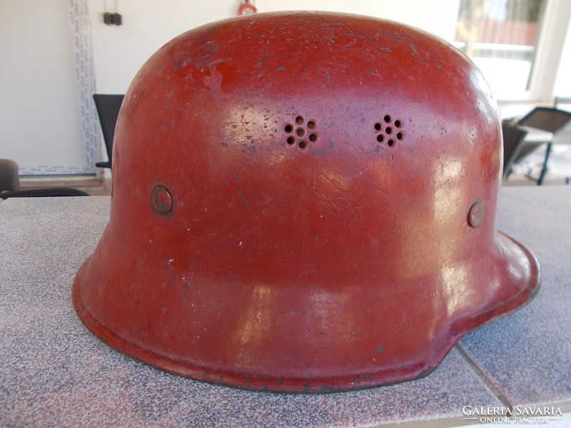 Ww2, German fire helmet, original, small defective
