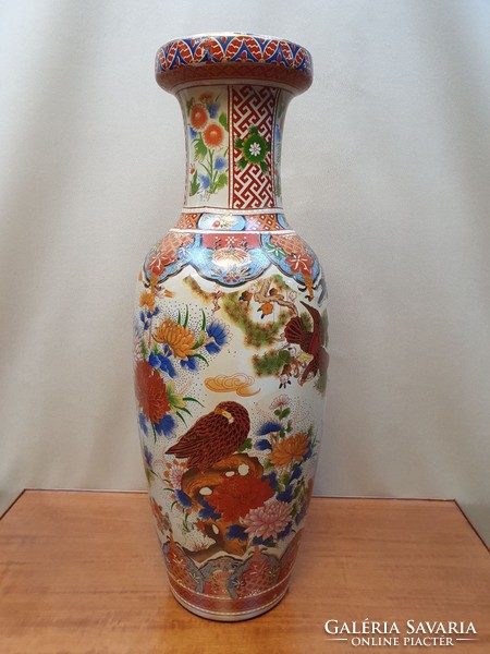 Kézzel festett 60 cm magas kínai porcelán váza
