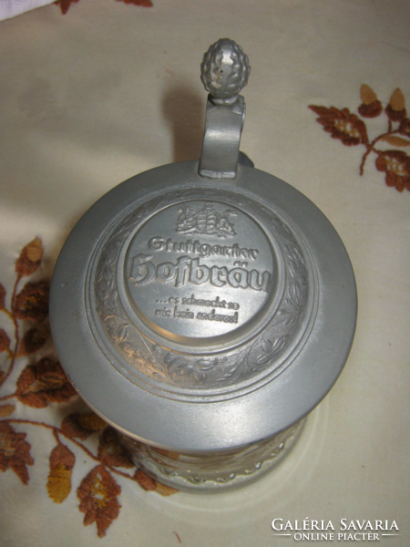 Tin lid crystal mug of beer passion