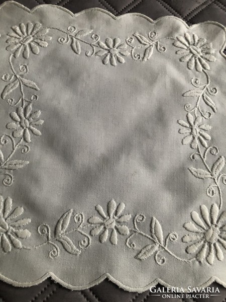 2 white 20 and 21 cm hand embroidered matyo small tablecloths