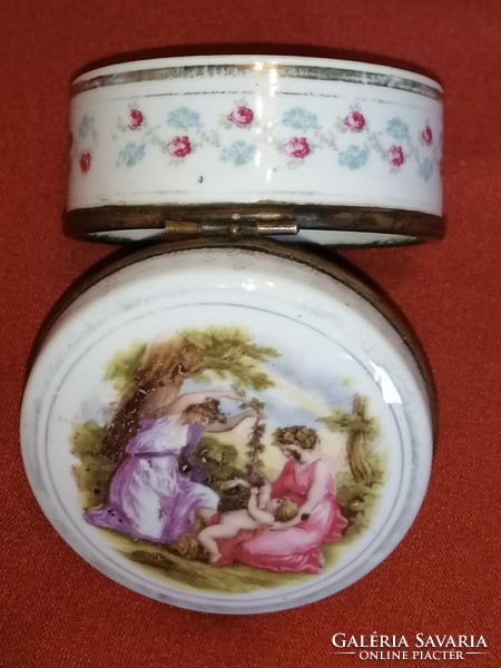 Antique, sceney porcelain box