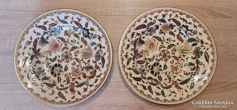 Zsolnay decorative plates in pairs