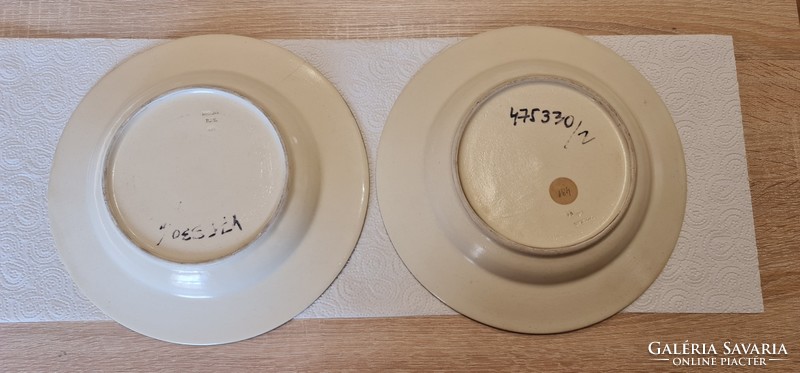 Zsolnay decorative plates in pairs