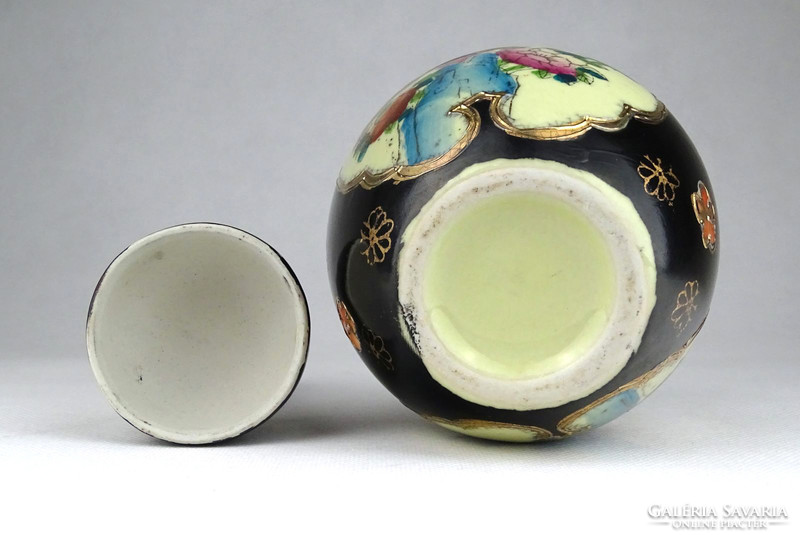 1G524 Régi keleti fekete porcelán paradicsom madaras teafű tartó