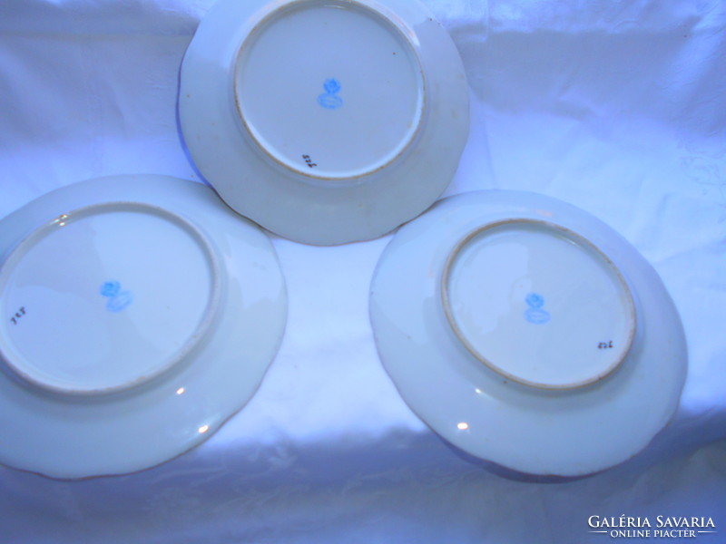 3 antique scene porcelain plates together - the price applies to 3 pieces.
