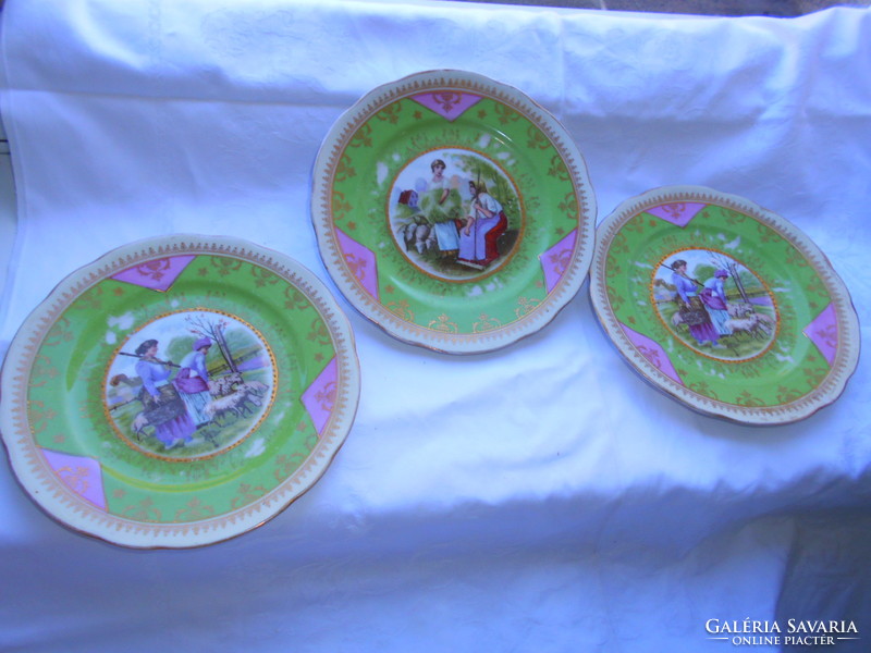3 db  antik jelenetes porcelán tányér együtt-az ár a 3 db-ra vonatkozik.