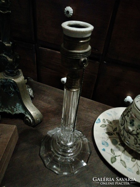 Csiszolt üveg Atr Deco, éjjelilámpa, réz és porcelán foglalat, 20. sz. eleje