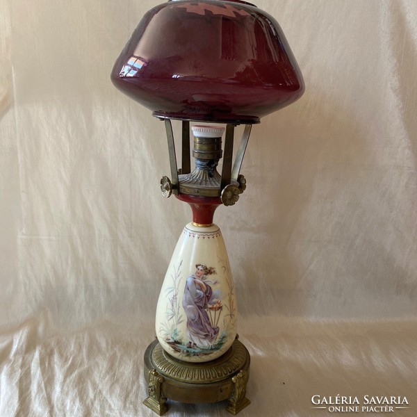 Gyönyörű Antik festett üveg lámpa