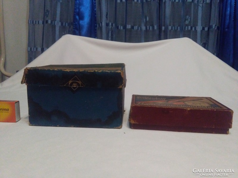 Two old boxes - szmena for 6 photographers and a solingen hand clipper