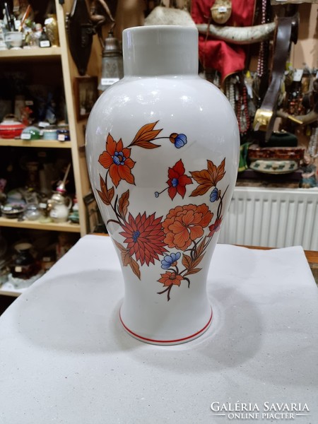 Hollóház porcelain vase