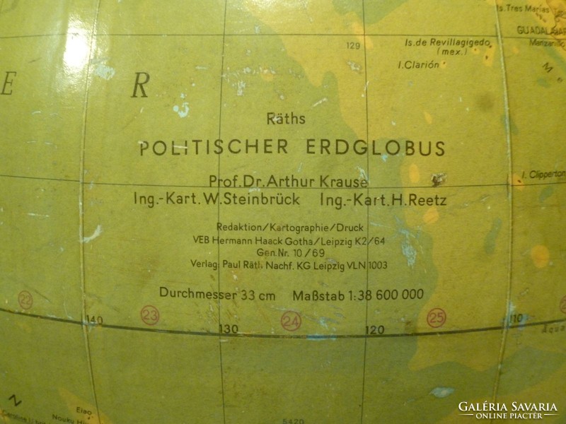 5016 Old large German political globe 33 cm