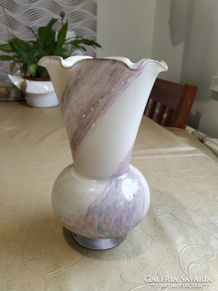 Üveg váza eladó!