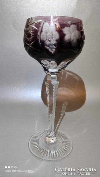 Burgundy wine marsala pattern in polished crystal glass