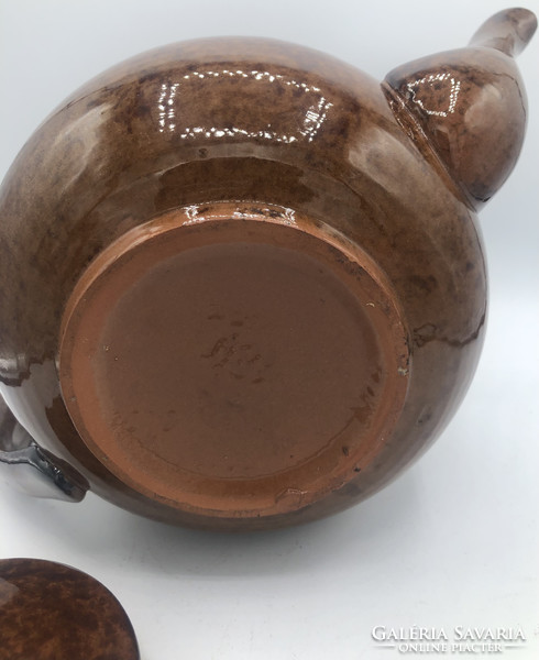 Brown ceramic tea pot