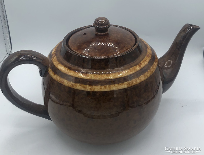 Brown ceramic tea pot