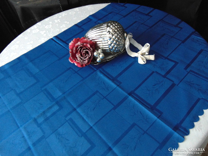 Dark royal blue elegant silk tablecloth 156 x 220 cm oval!