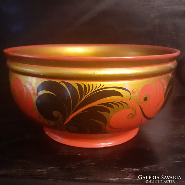 Hand-painted Russian khokhloma bowl from the 70s