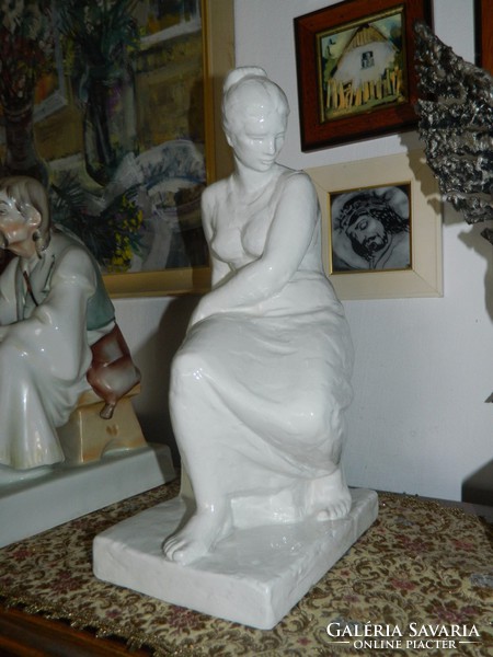 Kerényi Jenő kisplasztika szobor 39 cm