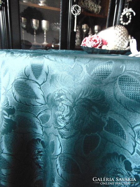 Méregzöld selyemdamaszt asztalterítő 158 x 235 cm ovális  !