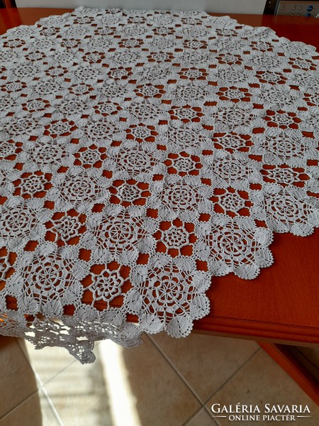 Large hand lace tablecloth 90 x 90 cm