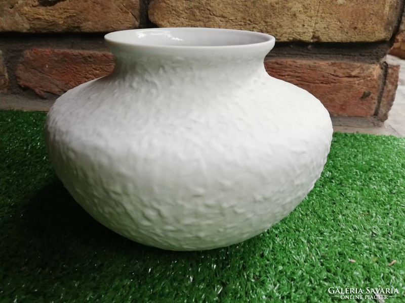 Metzler & ortloff white chubby porcelain vase