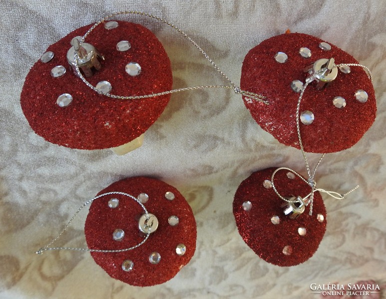 Kövekkel kirakott különleges légyölő galóca gomba karácsonyfa dísz kollekció