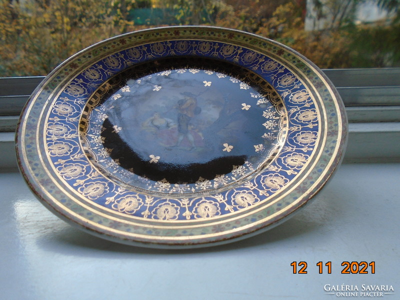Altwien 3-row gold brocade cake plate with a hinged scene