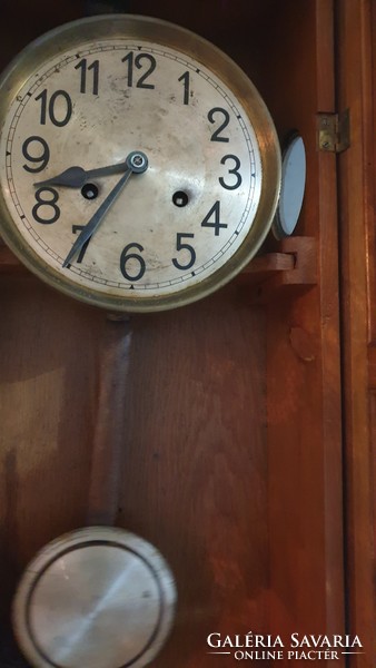 Half-clock wall clock