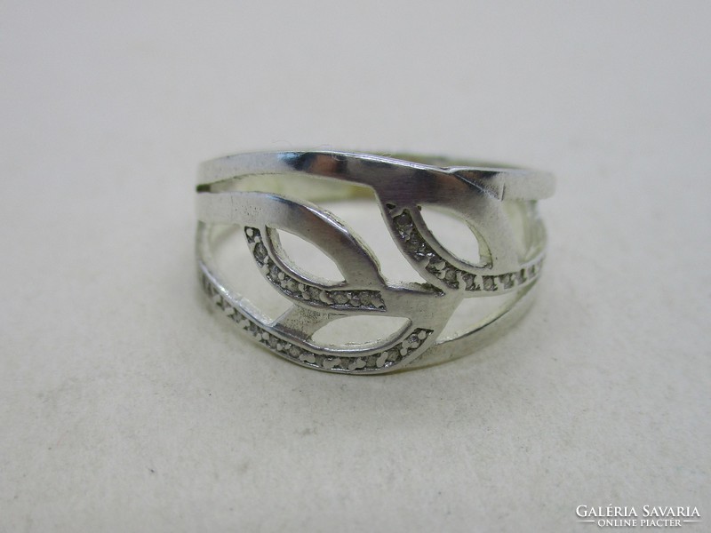 Szép ezüst gyűrű kézműves