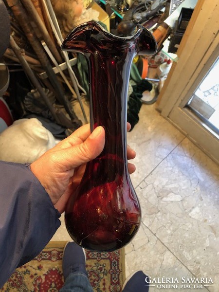 Üveg váza, 20 cm magas, hibátlan állapotban.ritkaság.
