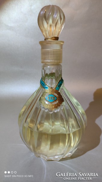 4711 Cologne with decorative glass special from 300 ml to 150 ml of perfume