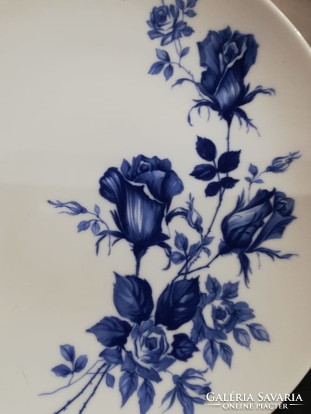 Kék rózsás zsolnay falitányér