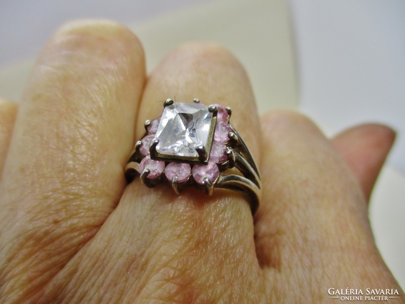 Beautiful old silver ring with white and pink stones