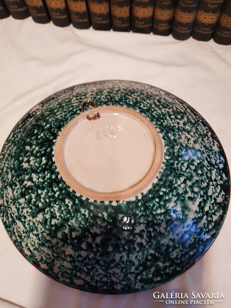 Applied ceramic wall bowl