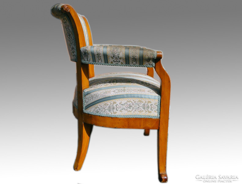 0A216 antique Biedermeier armchair with armrests