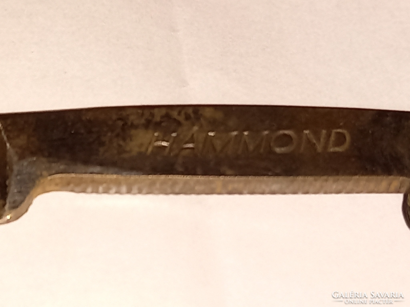 Hammond razor with handle