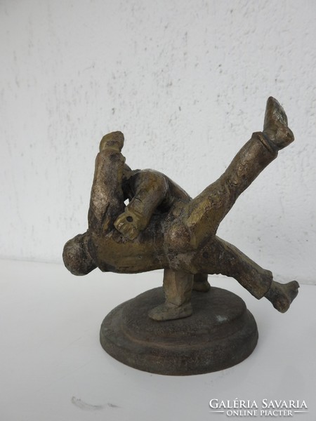 Bronz szobor küzdősport - Kludo