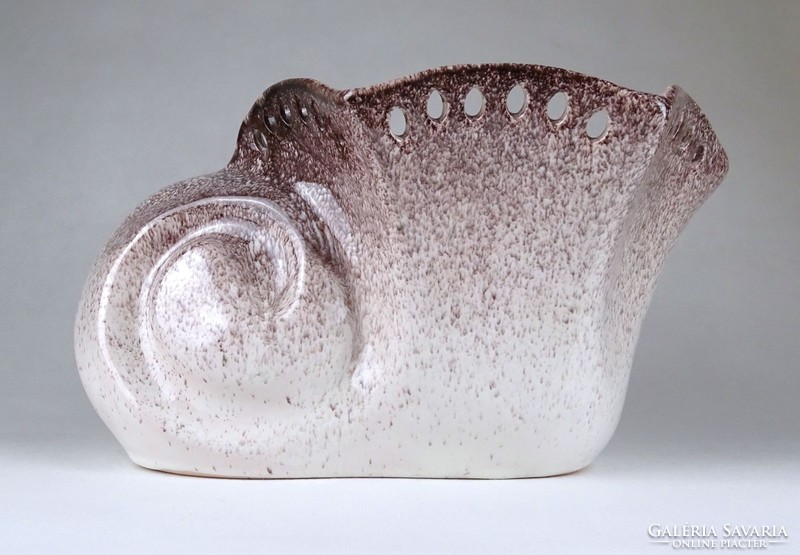 1G614 unmarked large ceramic head pot 14 cm