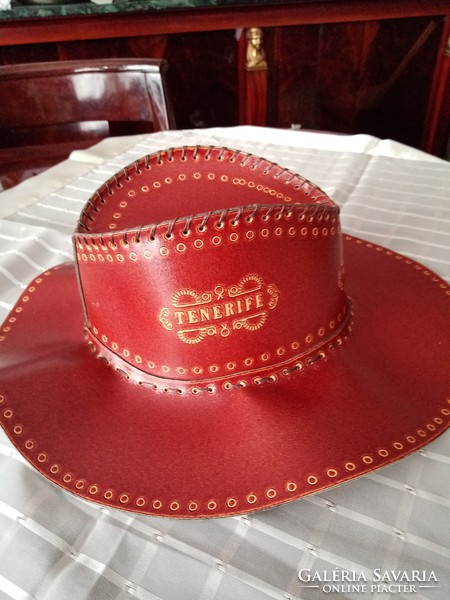 Original from Tenerife: new brown Spanish men's leather hat - handmade product