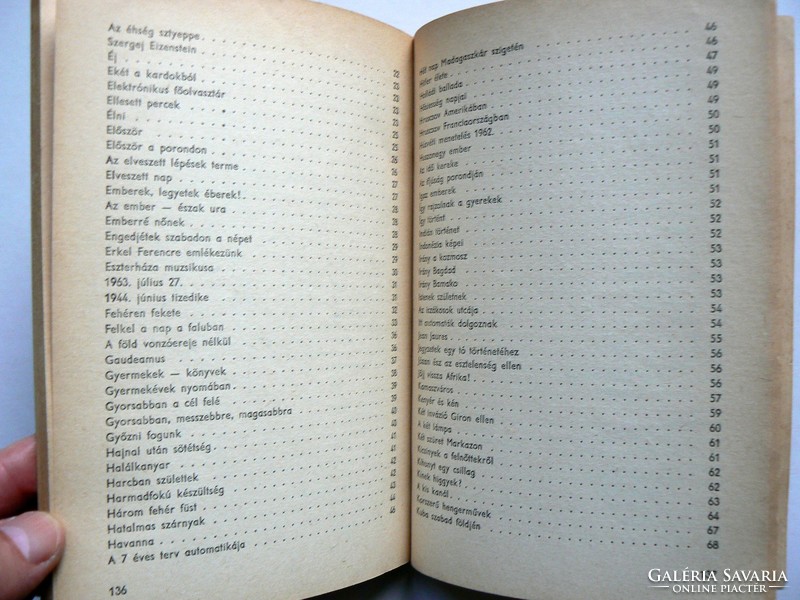 List of documentaries (until 31 December 1963) 1971, book in good condition, rarer !!!